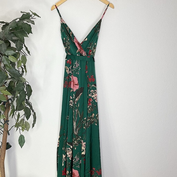 NWT Still The One Emerald Floral Satin Dress - Picture 1 of 7